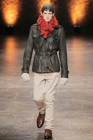 Look 18